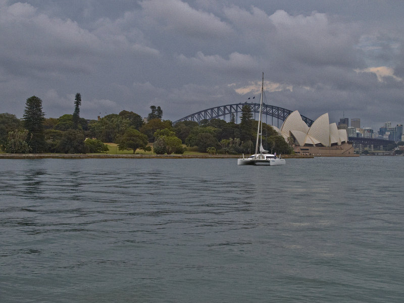 Sydney, Sydney Opera House, Sydney Harbour
        Bridge